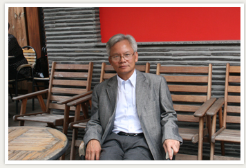베트남 공산당 중앙당교장 타 응옥 탄(Ta Ngoc Tan) 인터뷰
