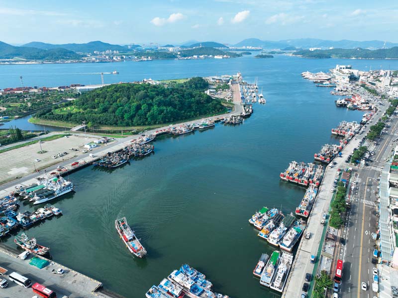 낭만적인 항구 도시