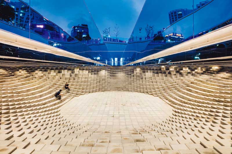 SoA, 손끝으로 짓는 공동의